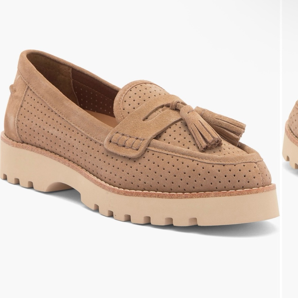 Donald Pliner Harlem 2 Tan Suede Loafers with Tassels